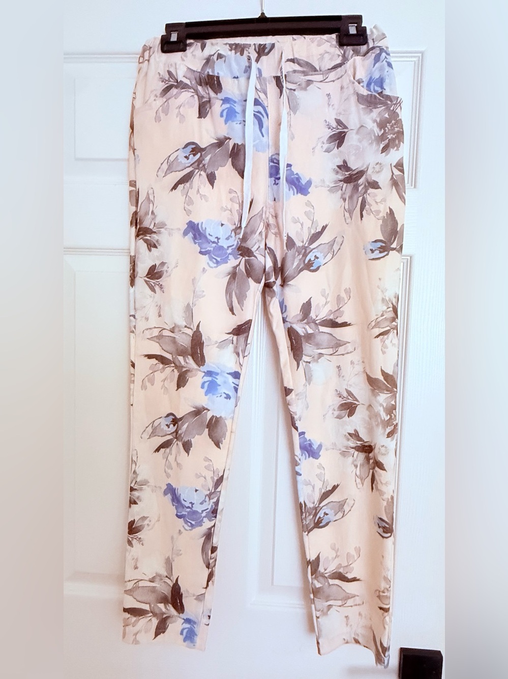 Umgee Peach Floral Jogger Pants with Blue Accents